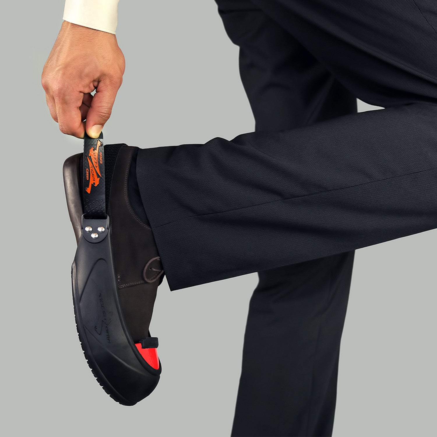 Защитно бомбе за посетители TIGER GRIP VISITOR FO SRC